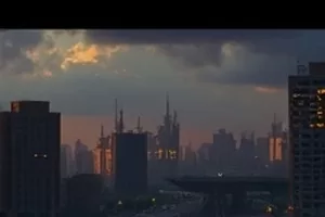 悬疑长片《第九封信》封面：九个信封摊开在木桌上